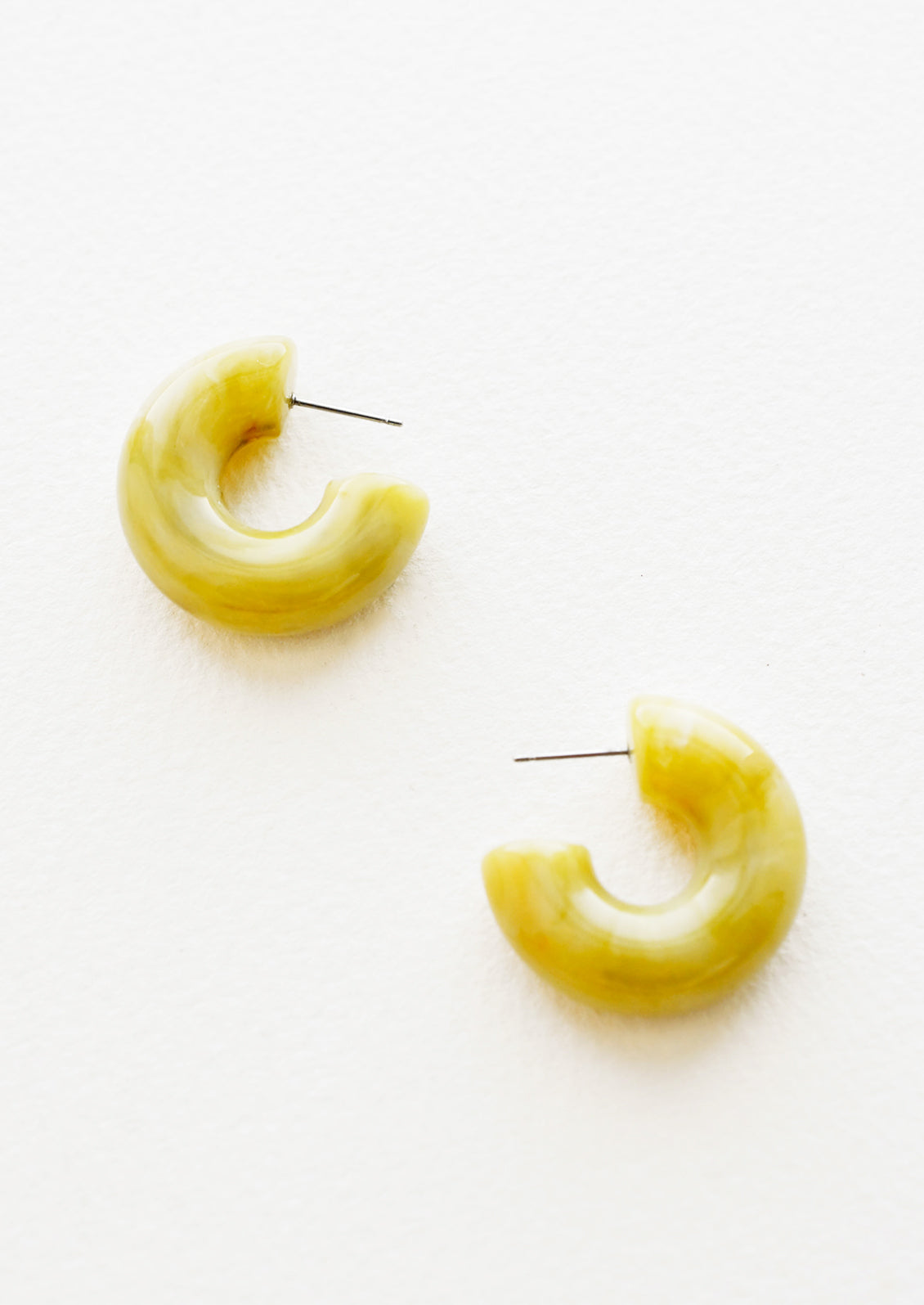 Chunky Resin Hoop Earrings in Split Pea - LEIF